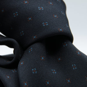 Holliday &amp; Brown for Cruciani &amp; Bella
100% printed Madder Silk
Self Tipped
Dark Blue, Light Blue and Brown motif Tie
Handmade in Italy
8 cm x 150 cm
#8947