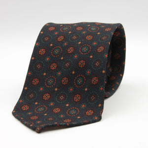 Cruciani &amp; Bella
Printed and Handmade in Italy
100% Wool
Unlined
Blue, Orange, Turquoise and Beige Motif Tie
8 cm x 150 cm
#9182