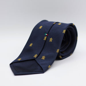 Cruciani &amp; Bella per Gentlemen Drivers 100% Woven Jacquard Silk Tipped Blue, Gold Crest Tie Handmade in Italy 8 cm x 150 cm