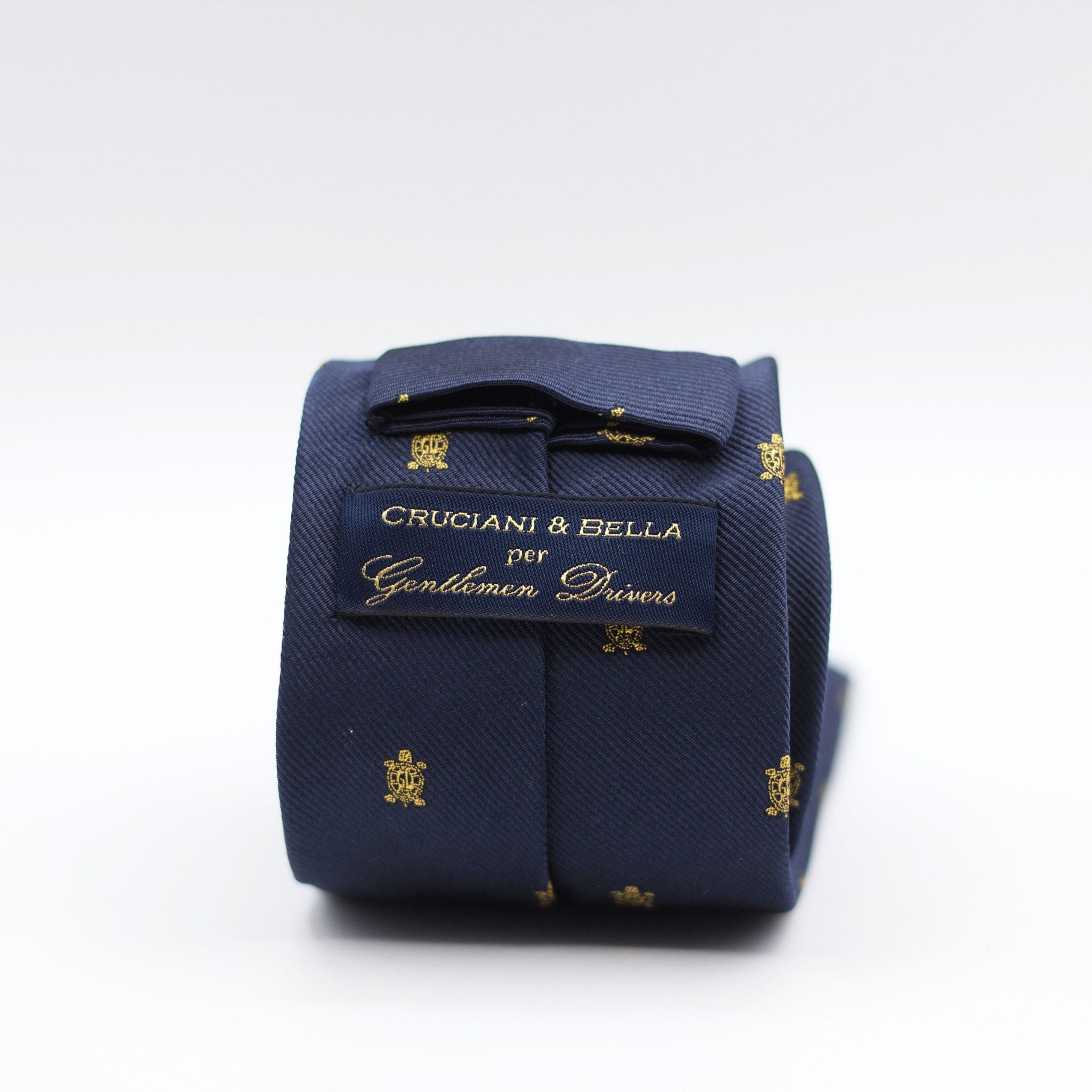 Cruciani &amp; Bella per Gentlemen Drivers 100% Woven Jacquard Silk Tipped Blue, Gold Crest Tie Handmade in Italy 8 cm x 150 cm