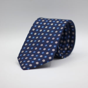 Cruciani &amp; Bella 100% Printed Silk Self-Tipped Blue, Light Blue and White Daisies Tie Handmade in Rome, Italy. 8 cm x 150 cm