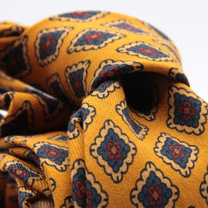 Cruciani &amp; Bella
Printed and Handmade in Italy
100% Wool
Unlined
Yellow, Blue and Red Motif Tie
8 cm x 150 cm
#9191