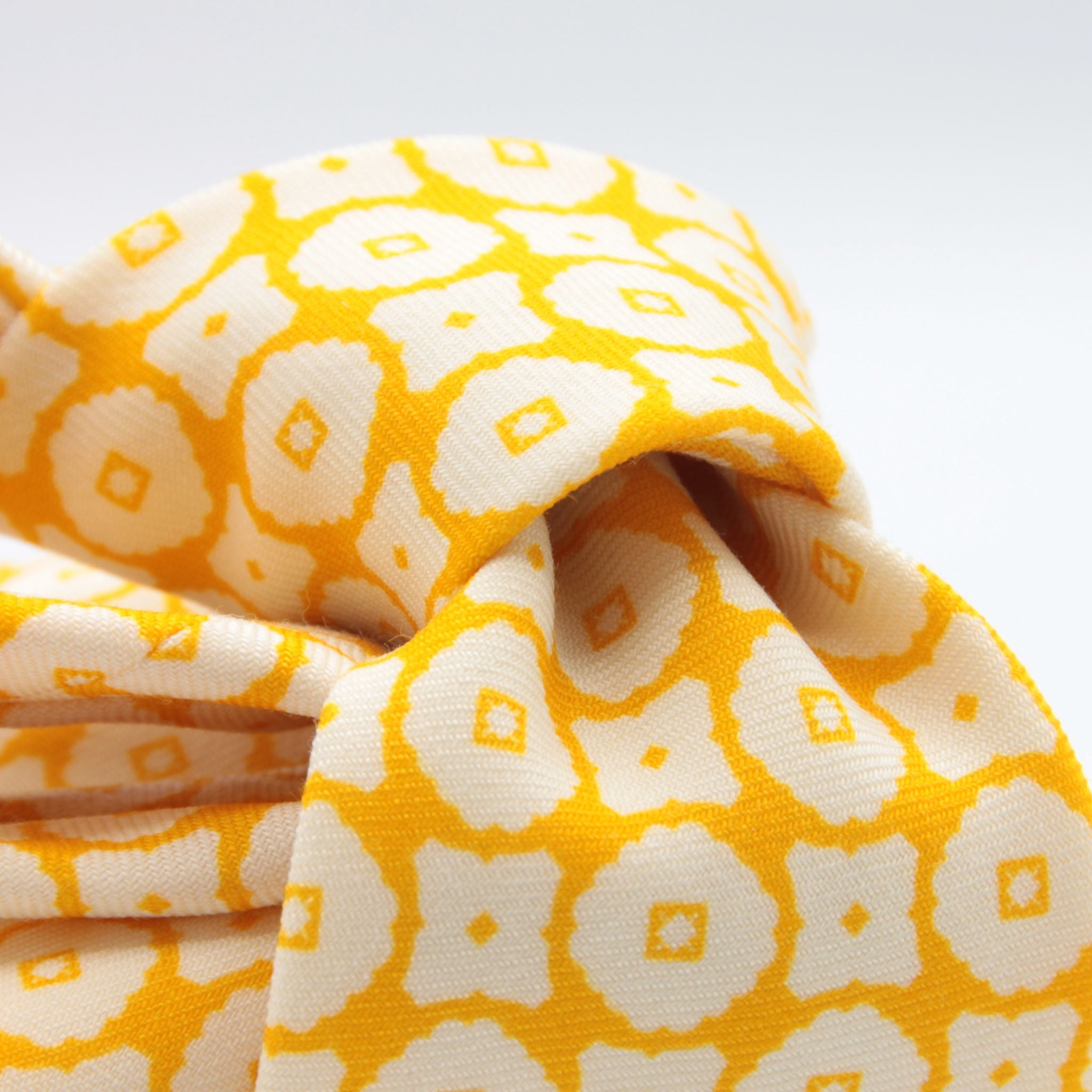 Cruciani &amp; Bella&nbsp;
Printed and Handmade in Italy
100% Wool
Unlined
Yellow and Off-White
#9075