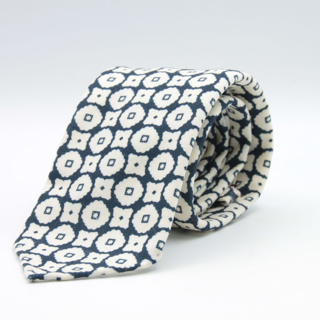 Cruciani &amp; Bella&nbsp;
Printed and Handmade in Italy
100% Wool
Unlined
Blue and Off-White
#9073