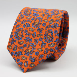 Holliday &amp; Brown for Cruciani &amp; Bella
100% Printed Silk
Self Tipped
Orange, Light Blue and Yellow motif Tie
Handmade in Italy
8 cm x 150 cm
#9368
