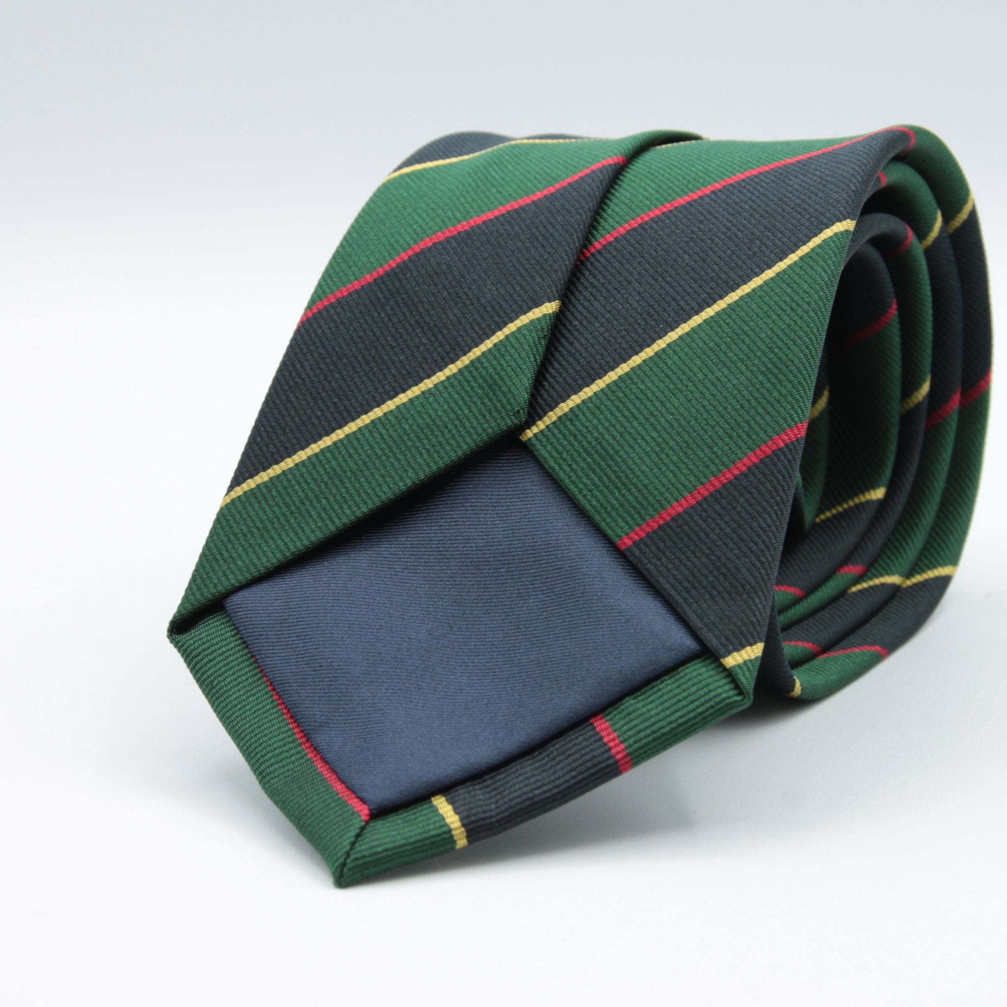 Holliday &amp; Brown
100% Jacquard Silk
Tipped
"Argyle &amp; sutherland Highlanders" Regimental Tie
Blue, Green, red and Yellow Stripes
Handmade in Italy
8 cm x 148 cm
#9072