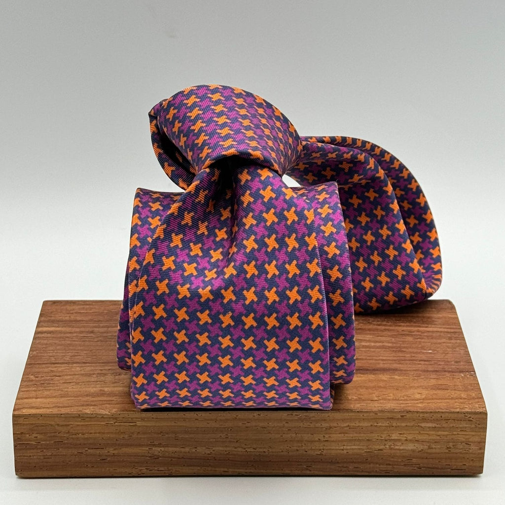 Cruciani &amp; Bella 100% Printed Silk&nbsp; Tipped Bleu, Orange and Purple Houndstooth Tie Handmade in Italy 8,5 cm x 148 cm New Old Stock