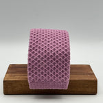 Cruciani &amp; Bella
100% Lambswool
Knitted Tie

Lavender Plain
Handmade in Italy
7,5 cm x 147 cm
New Old Stock