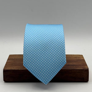 Cruciani &amp; Bella
100% Printed Silk&nbsp;
Tipped
Baby Blue and White Polka Dots Motif Tie
Handmade in Italy
8,5 cm x 148 cm
New Old Stock