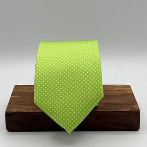 Cruciani &amp; Bella
100% Printed Silk&nbsp;
Tipped
Light Green and White Polka Dots Motif Tie
Handmade in Italy
8,5 cm x 148 cm
New Old Stock