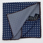 Holliday &amp; Brown
Brown Hand-rolled&nbsp;&nbsp;
Holliday &amp; Brown for Cruciani &amp; Bella
100% Silk
Antique Pink and White
Double Faces
Dots and Pied de Poule Motif&nbsp; Pocket Square
Handmade in Italy

32 cm X 32 cm