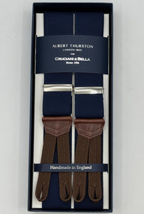 Albert Thurston for Cruciani &amp; Bella
Made in England
Adjustable Sizing
35 mm Elastic Braces
Blu Plain Color Braces
Braid ends
Y-Shaped
Nickel Fittings
Size Multifit Adjustable&nbsp;Length:&nbsp;115cm (= 45 inch) Maximum
