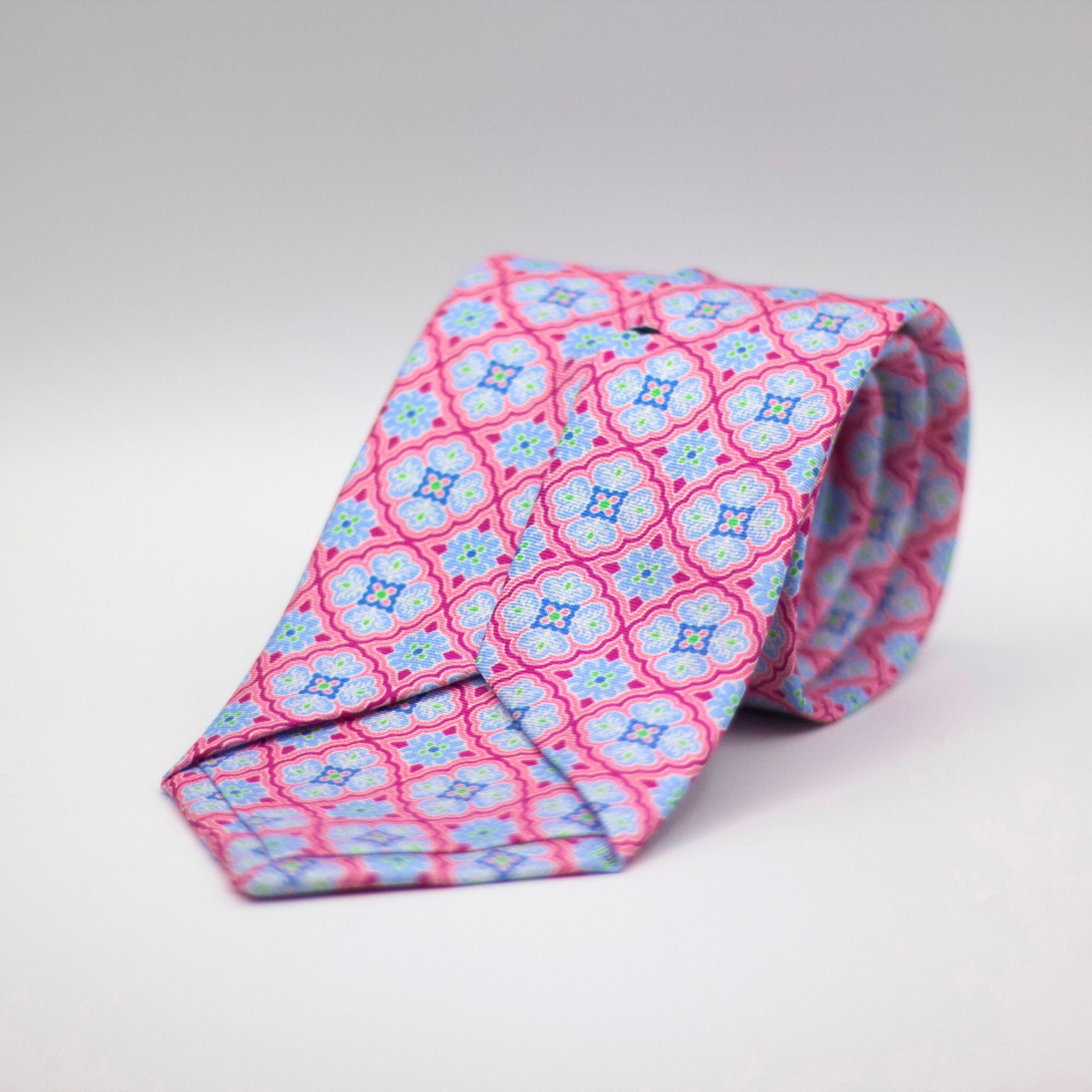 Cruciani &amp; Bella 100% Printed Silk Silk Made in England&nbsp; Self-tipped Pink, Baby Blue, Green and White Motif Tie 8 cm x 150 cm Handmade in &nbsp;England