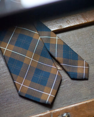 Cruciani &amp; Bella 100% Woven Jacquard Silk Self Tipped Brown, Blue and White Tartan Tie Handmade in Italy 8 cm x 150 cm