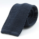 Cruciani &amp; Bella
100% Knitted Silk Tie
Navy Blue&nbsp; Tie
Handmade in Italy
6/7 cm x 147/148 cm

#8923