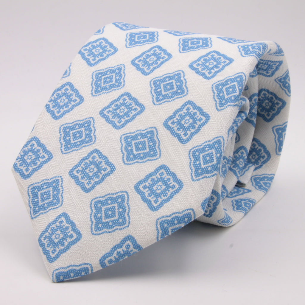 Drake's for Cruciani e Bella Printed 60% Silk 40% Linen Self-Tipped White and Light Blue Medallion Tie Handmade in London, England 8 cm x 149 cm #5426